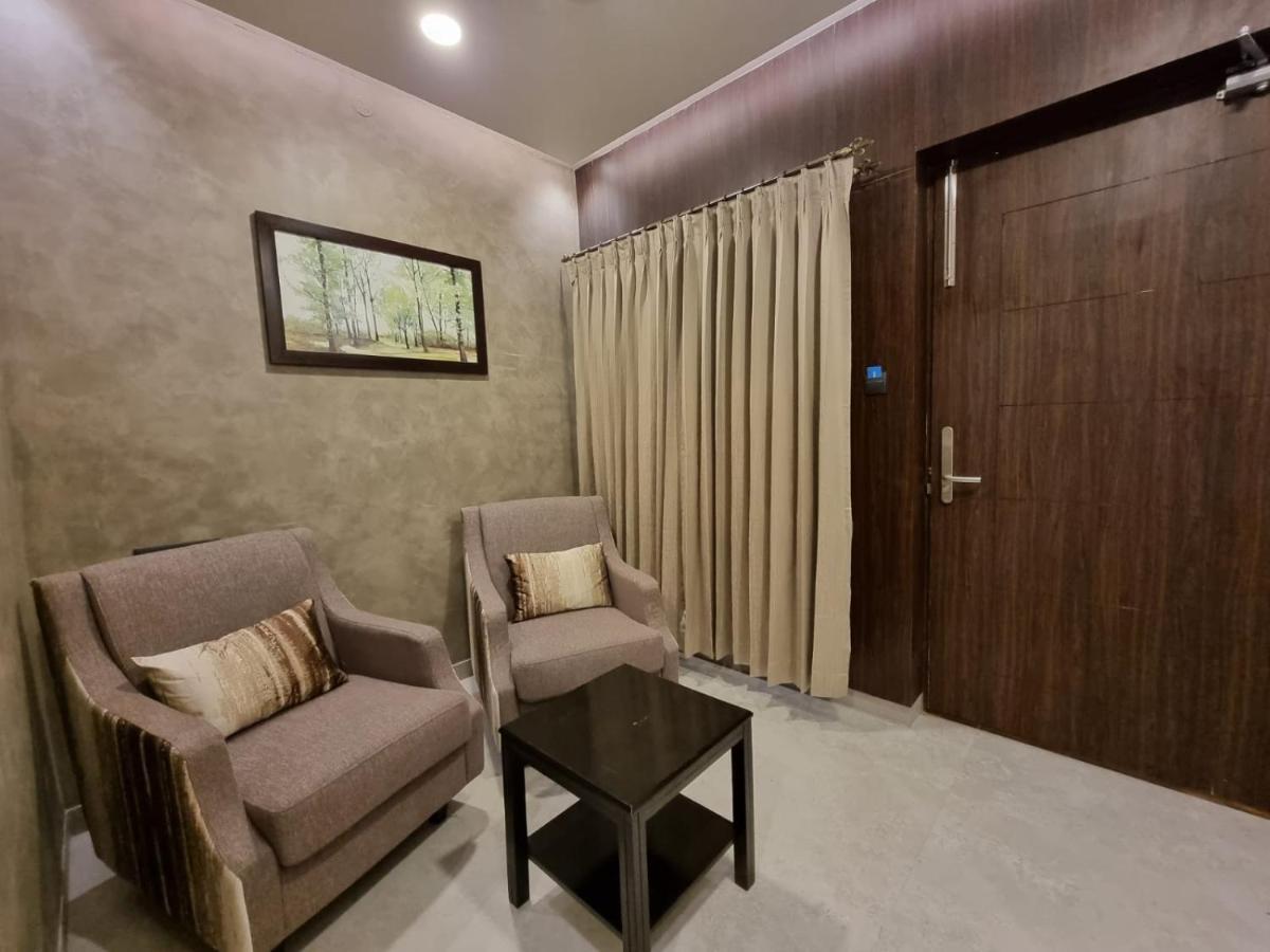 D Wayfarer Inn Resort Ероде Екстер'єр фото