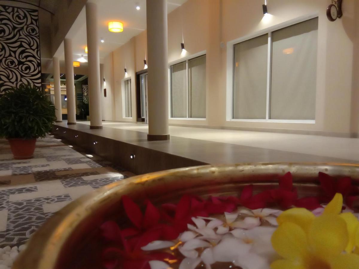 D Wayfarer Inn Resort Ероде Екстер'єр фото